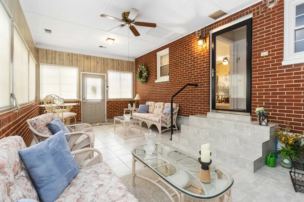 113 Perry Street Science Hill KY 42553