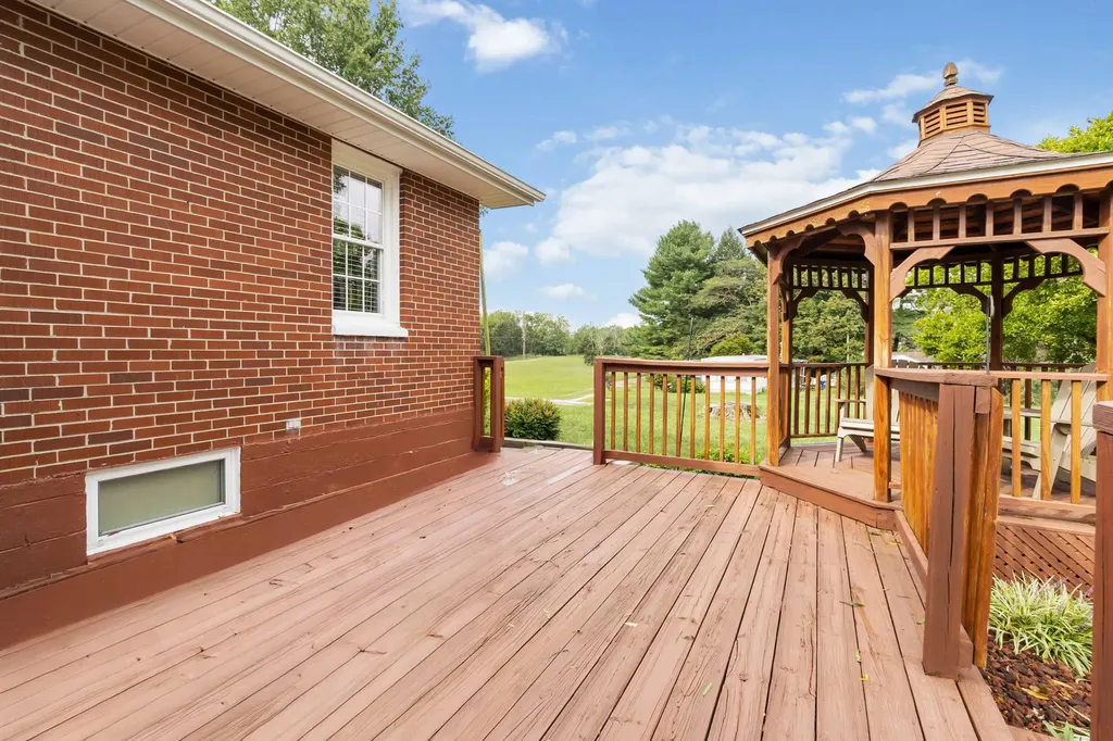 113 Perry Street Science Hill KY 42553