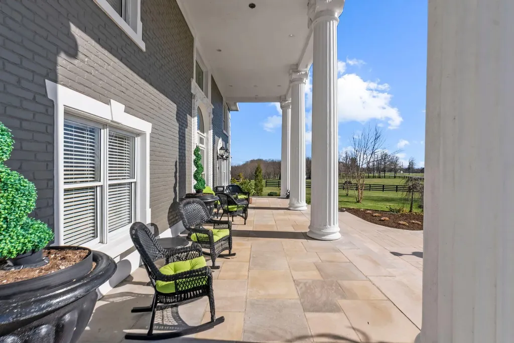 6198 Lexington Road Lancaster KY 40444