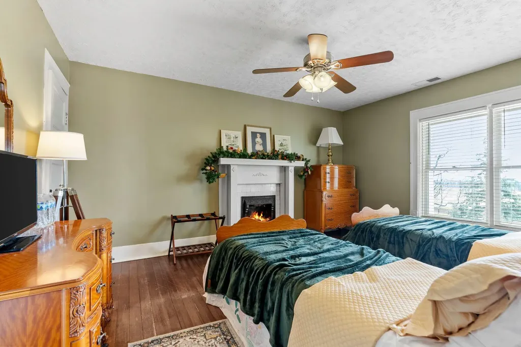 6198 Lexington Road Lancaster KY 40444