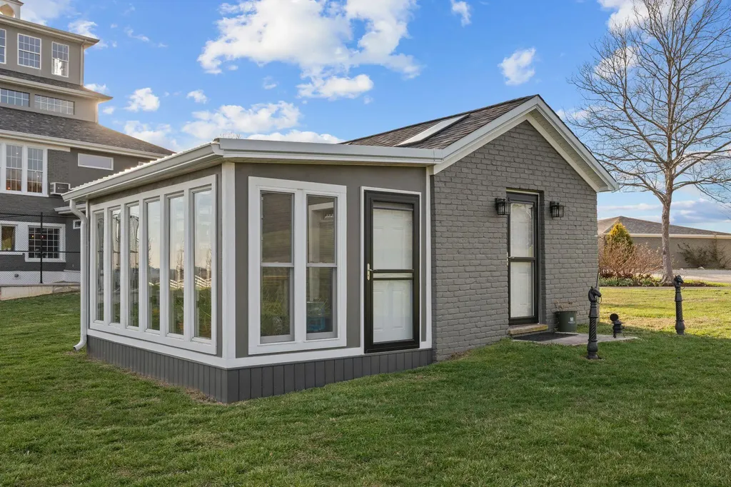6198 Lexington Road Lancaster KY 40444