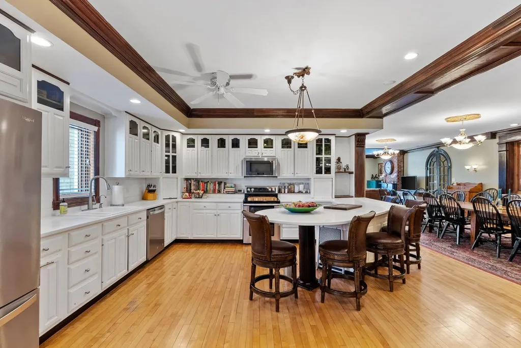 6198 Lexington Road Lancaster KY 40444