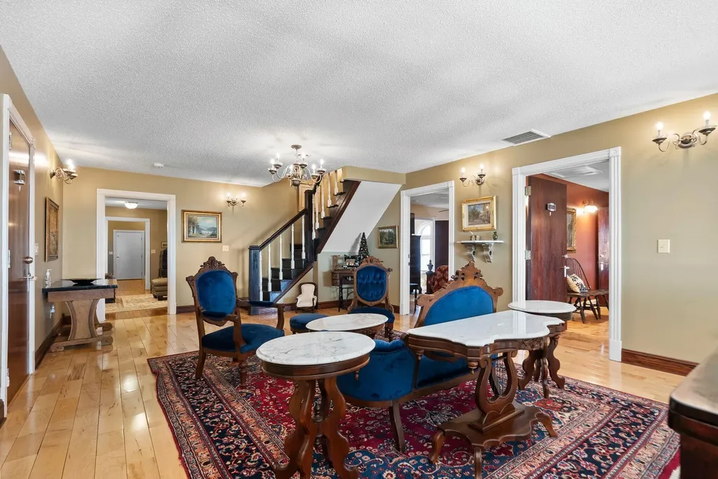 6198 Lexington Road Lancaster KY 40444