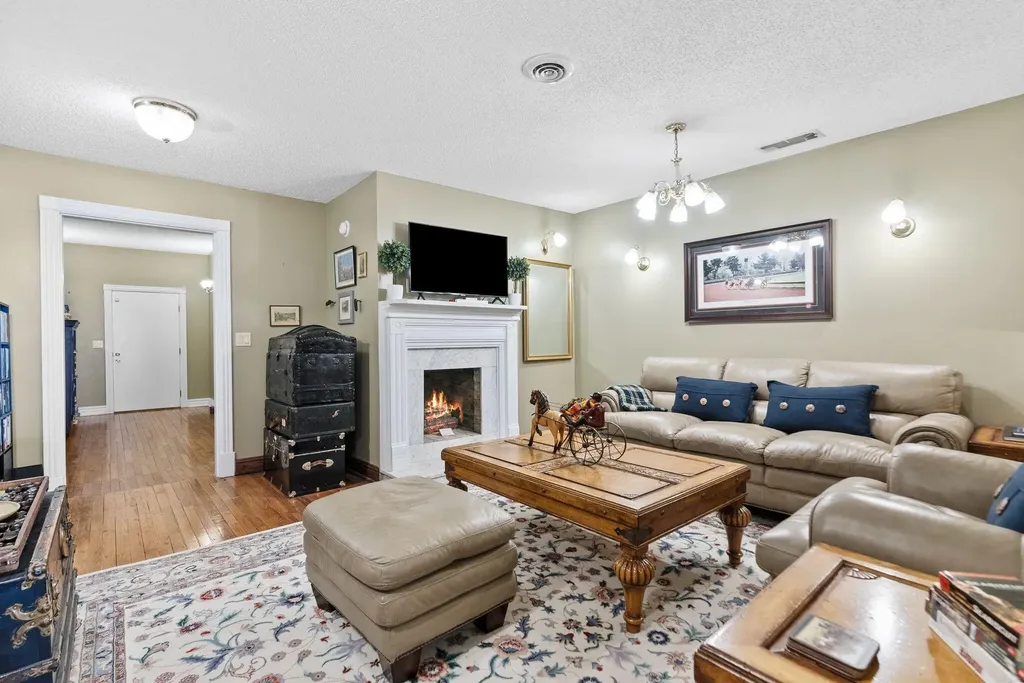 6198 Lexington Road Lancaster KY 40444