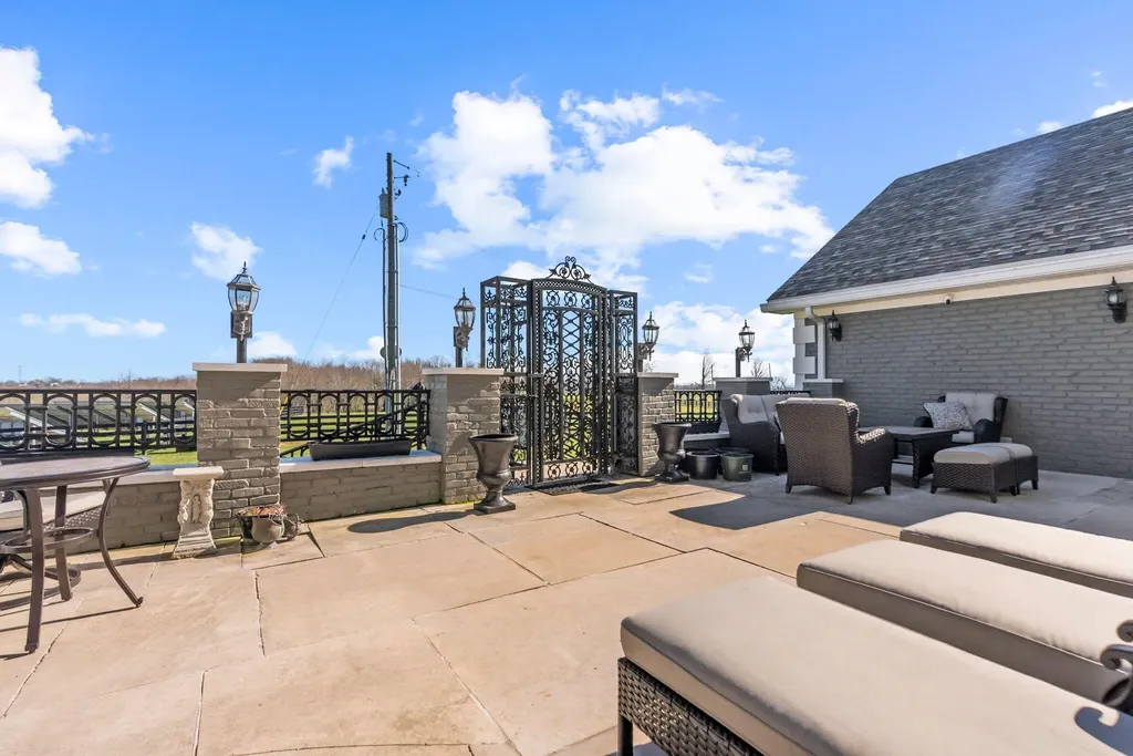 6198 Lexington Road Lancaster KY 40444