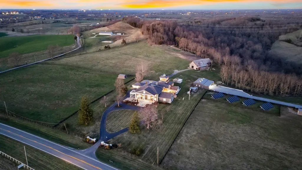 6198 Lexington Road Lancaster KY 40444