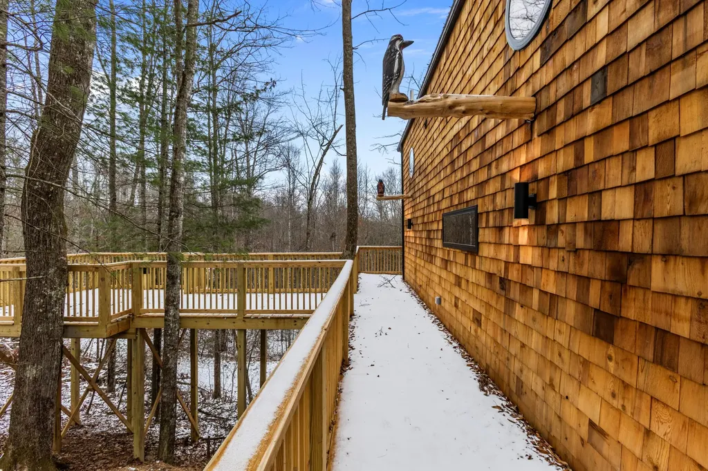 30 W Spencer Road Campton KY 41301