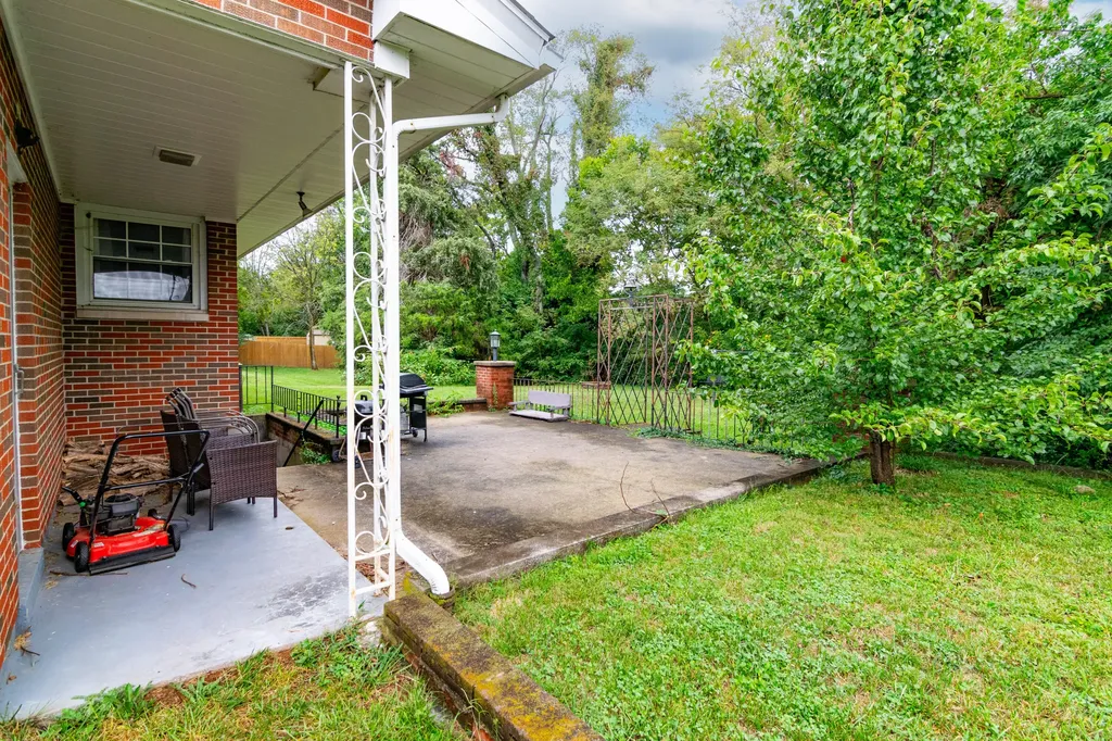 500 Timothy Avenue Danville KY 40422
