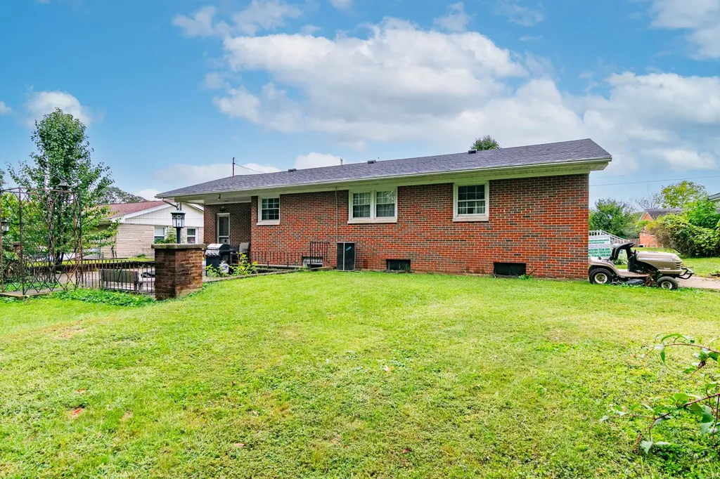 500 Timothy Avenue Danville KY 40422