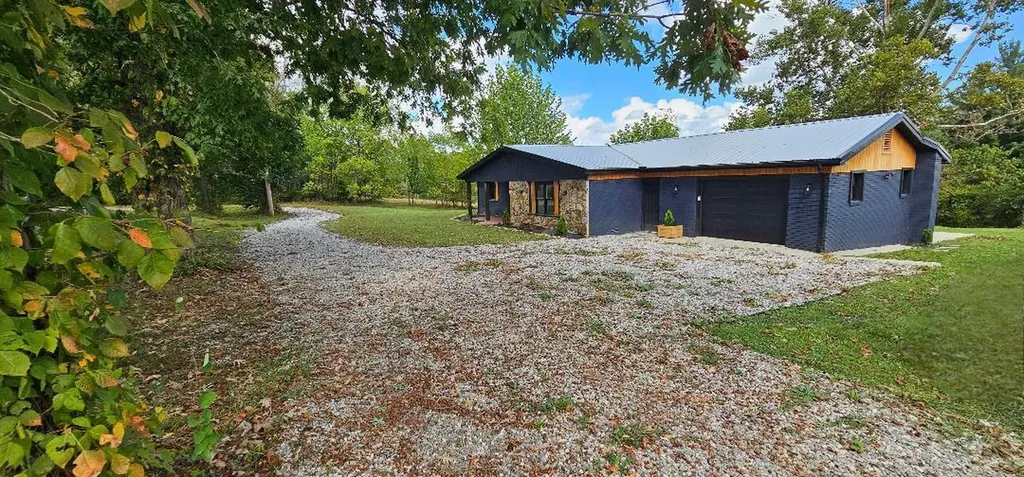 224 Redbird Lane London KY 40744