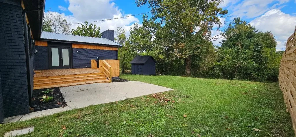 224 Redbird Lane London KY 40744