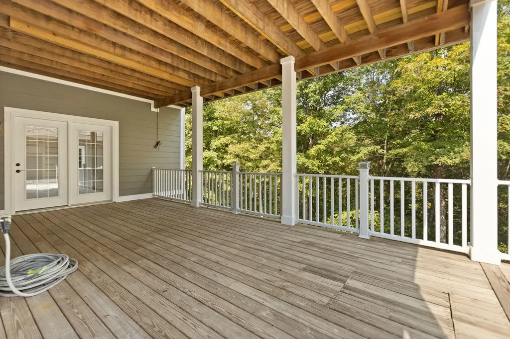 522 Lakeview Drive Jamestown KY 42629
