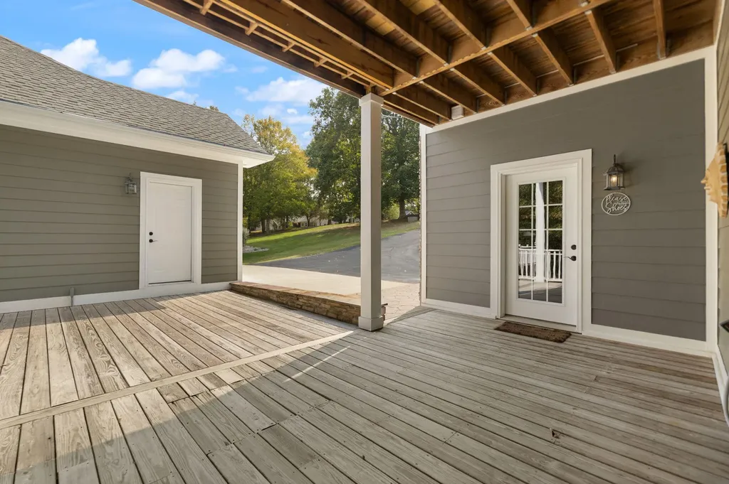 522 Lakeview Drive Jamestown KY 42629