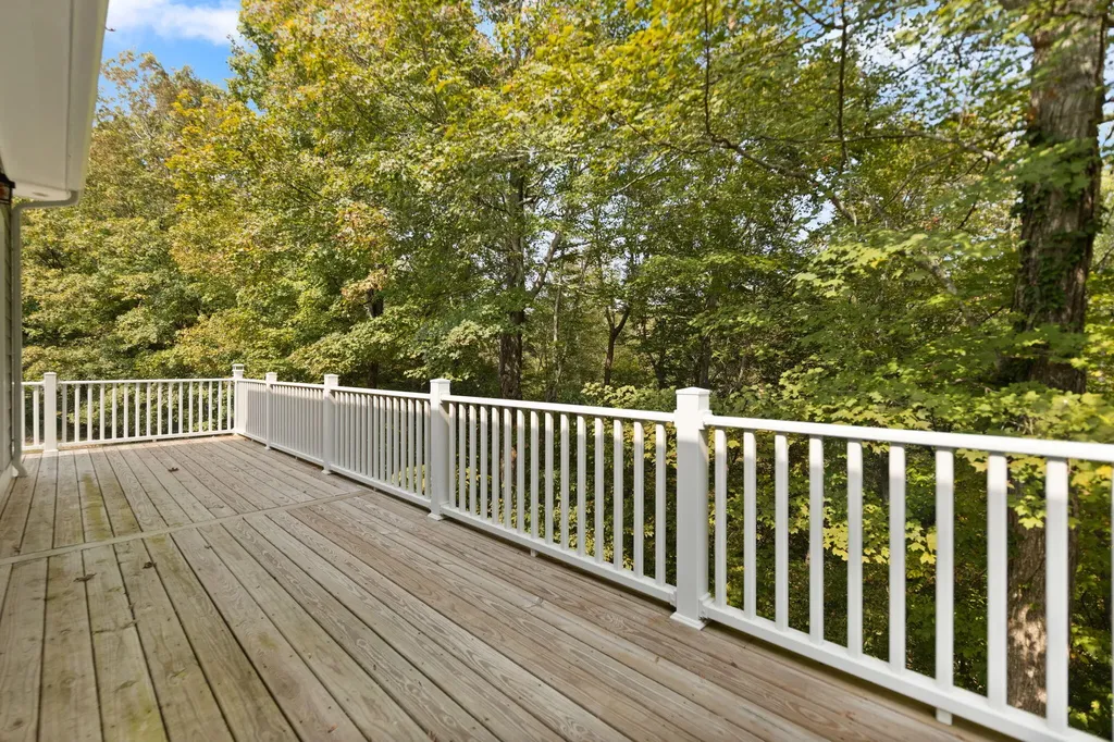 522 Lakeview Drive Jamestown KY 42629