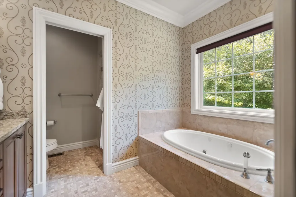 522 Lakeview Drive Jamestown KY 42629