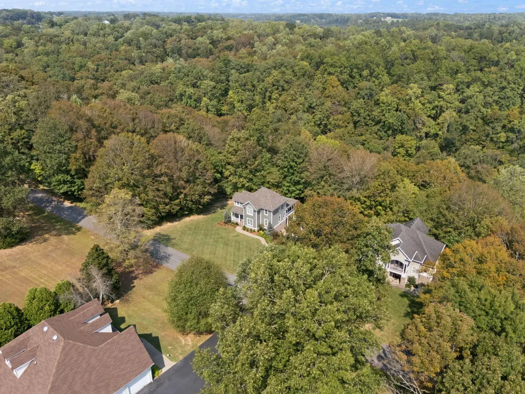 522 Lakeview Drive Jamestown KY 42629