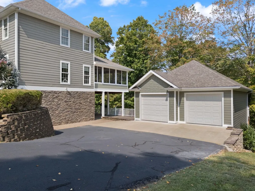 522 Lakeview Drive Jamestown KY 42629