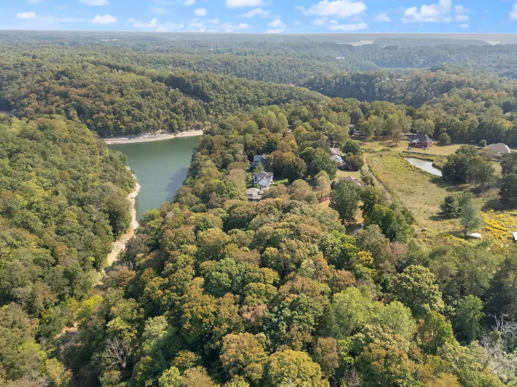 522 Lakeview Drive Jamestown KY 42629