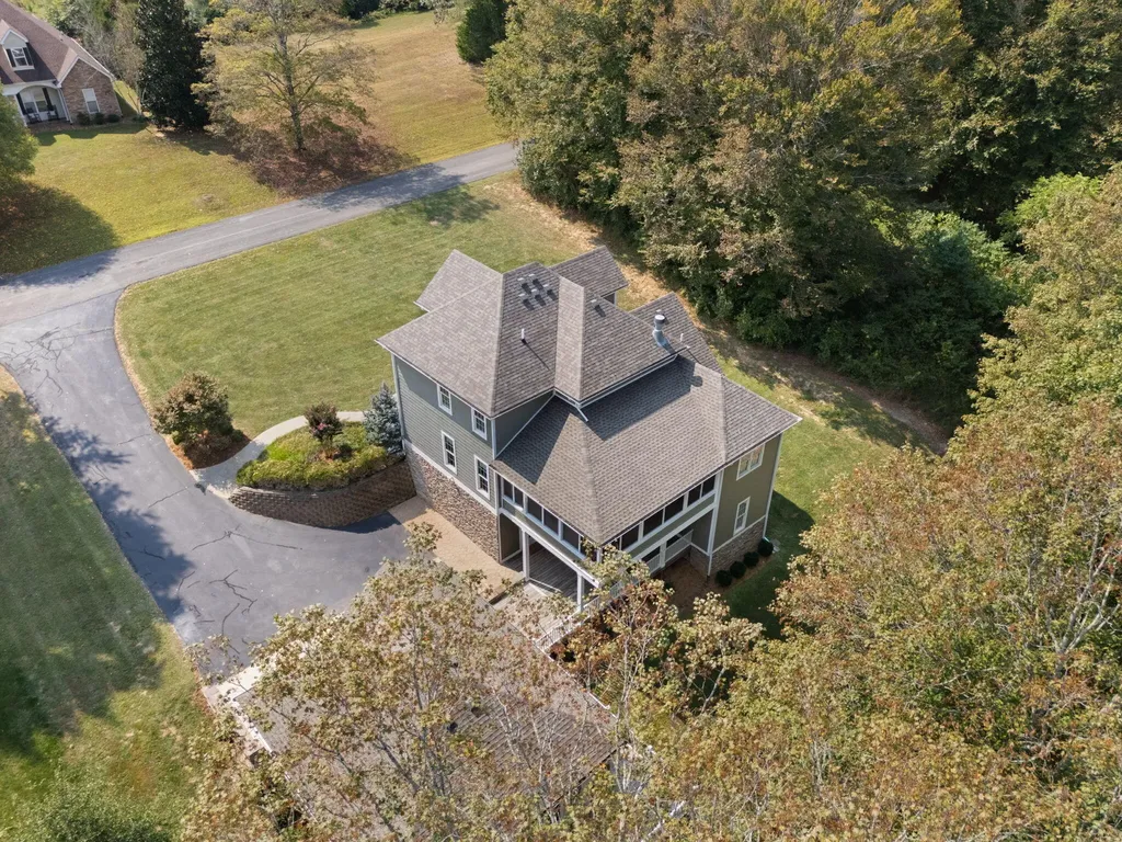522 Lakeview Drive Jamestown KY 42629