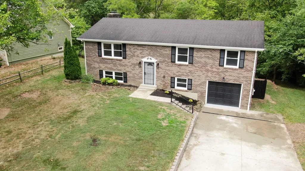 124 Pleasant Ridge Drive Richmond KY 40475