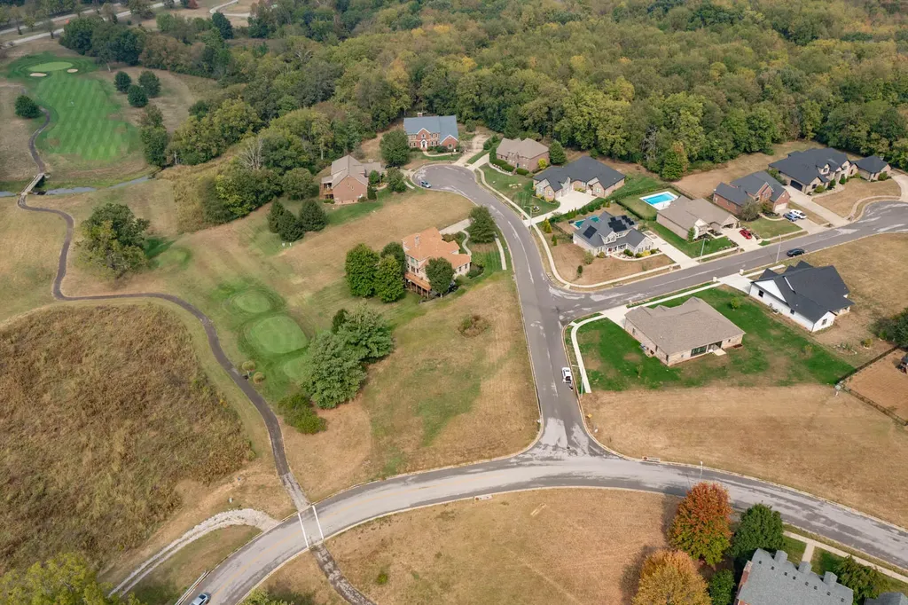 303 Ironwood Circle Paris KY 40361