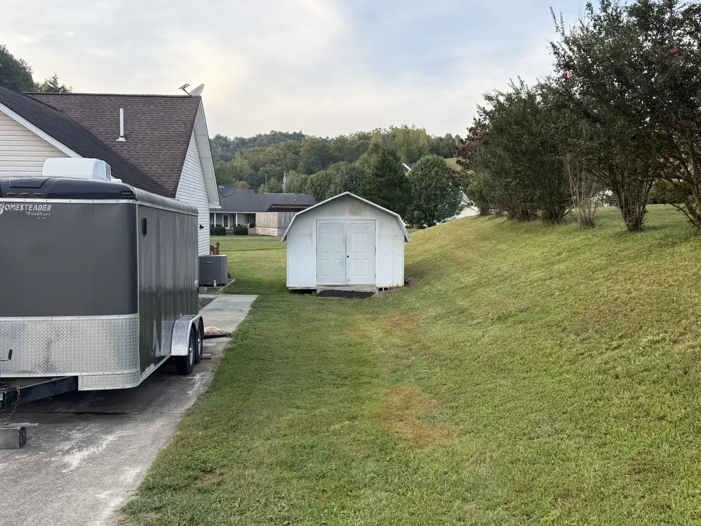 25 Red Oak Drive Barbourville KY 40906