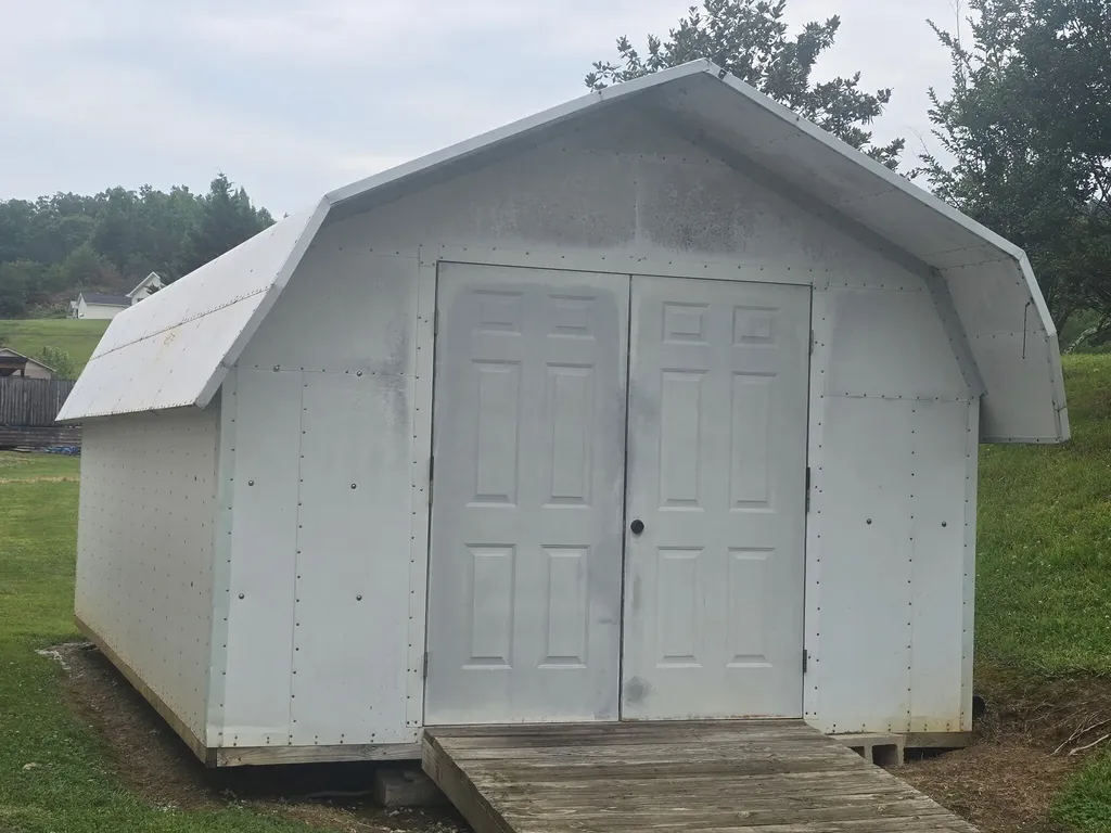 25 Red Oak Drive Barbourville KY 40906