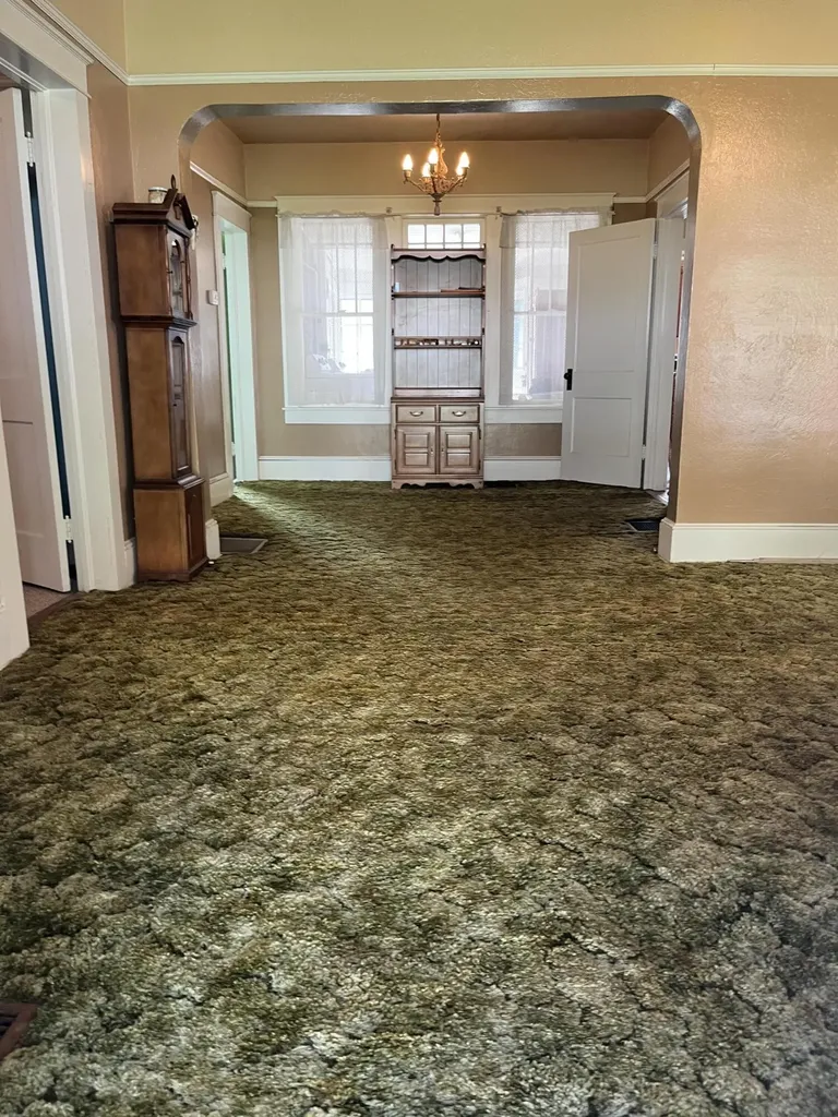 902 Oak Street Cumberland KY 40823