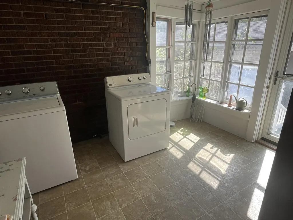 902 Oak Street Cumberland KY 40823