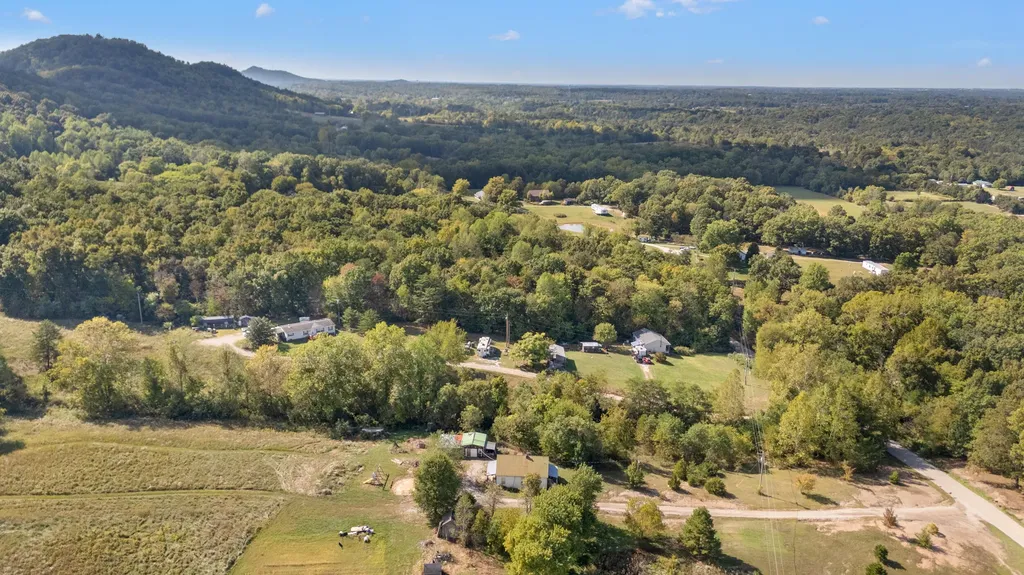 2640 Dreyfus Road Waco KY 40385