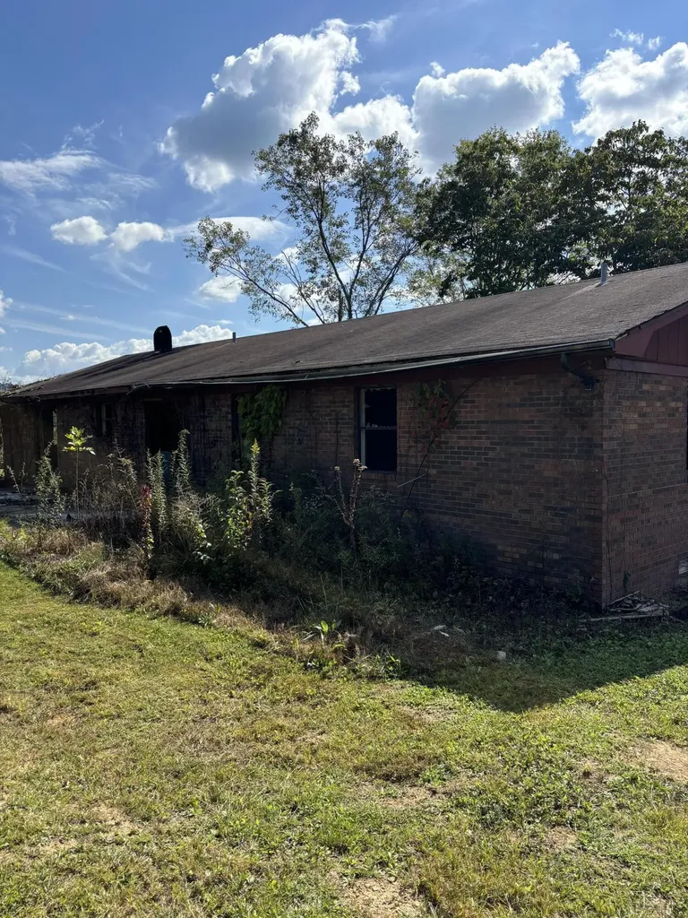 47 Old Farm Road Cannon KY 40923