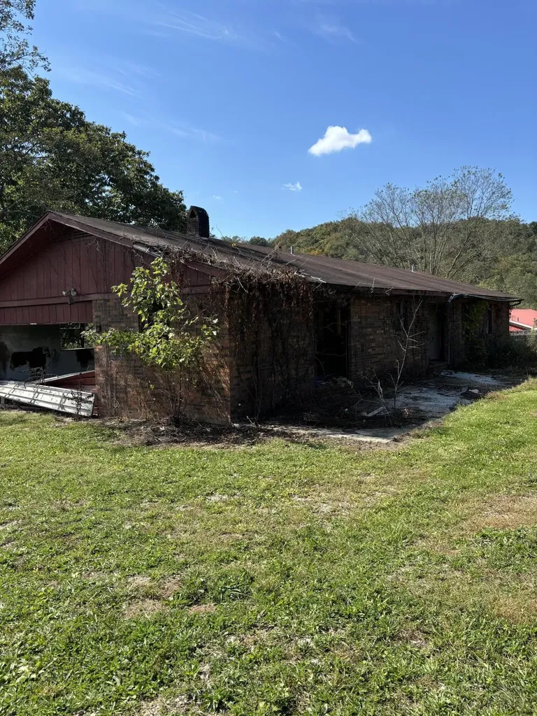 47 Old Farm Road Cannon KY 40923