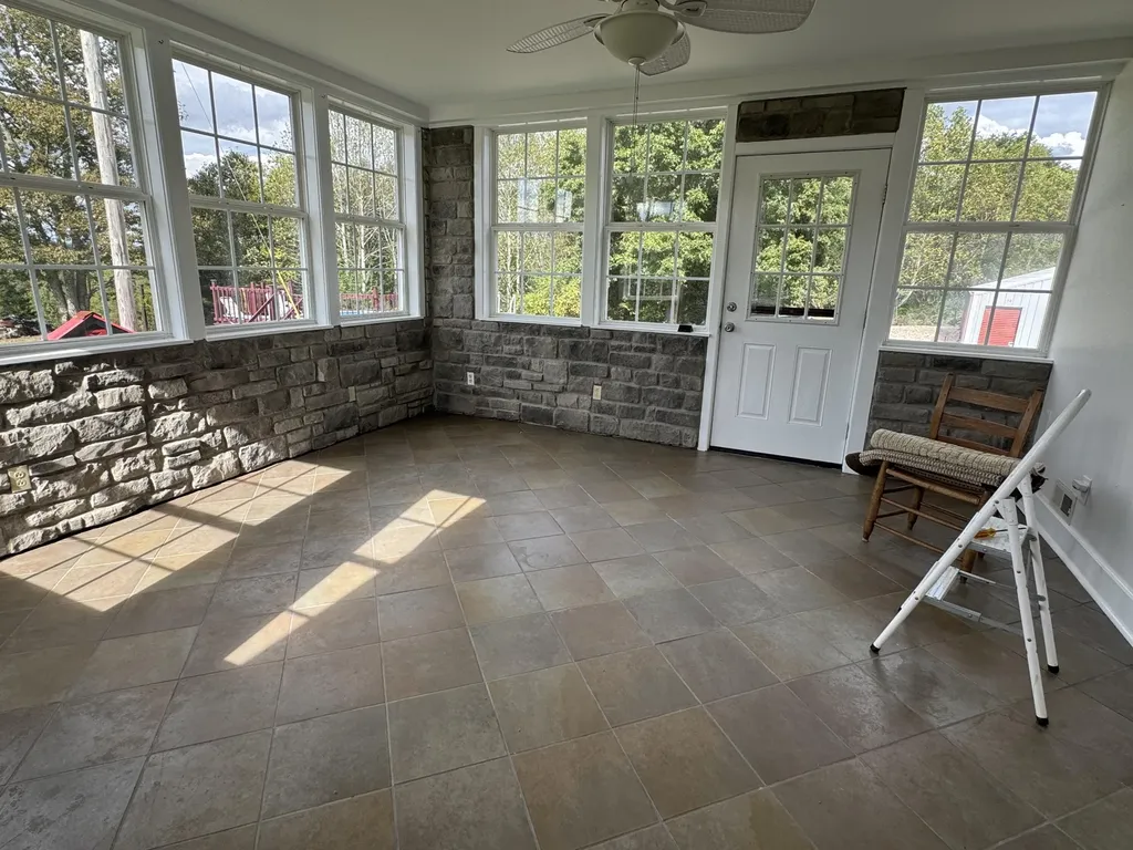 338 Happy Top Road Clay City KY 40312