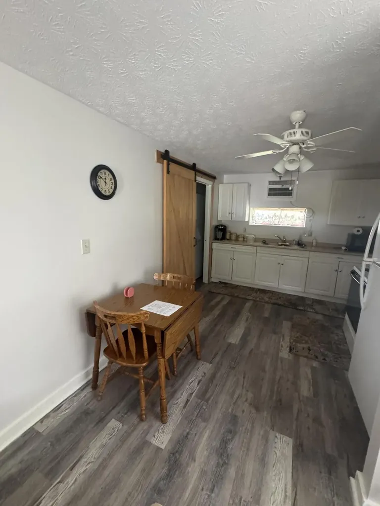338 Happy Top Road Clay City KY 40312