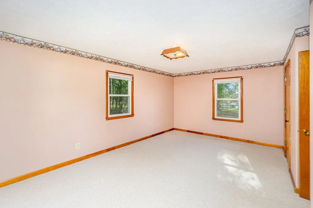 1170 Ky-698 Stanford KY 40484