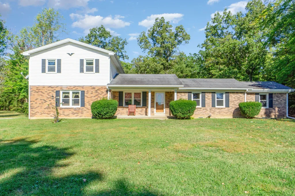 1170 Ky-698 Stanford KY 40484