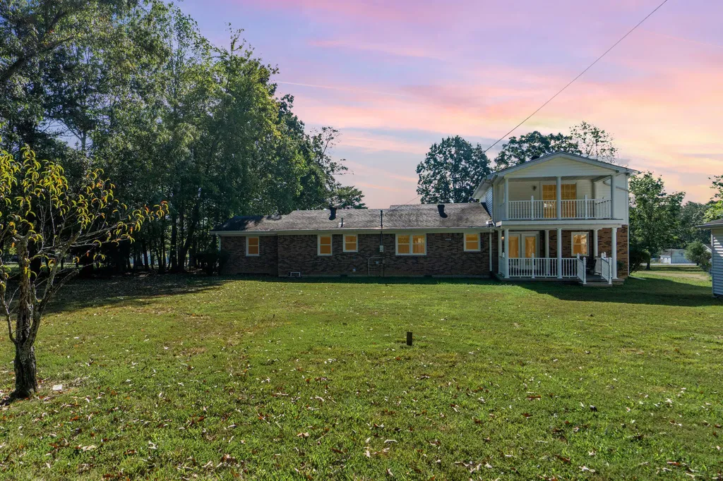 1170 Ky-698 Stanford KY 40484