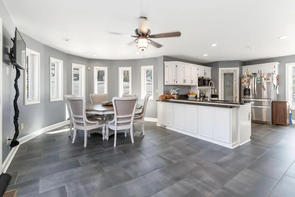 196 Club Valley Estates Road London KY 40741