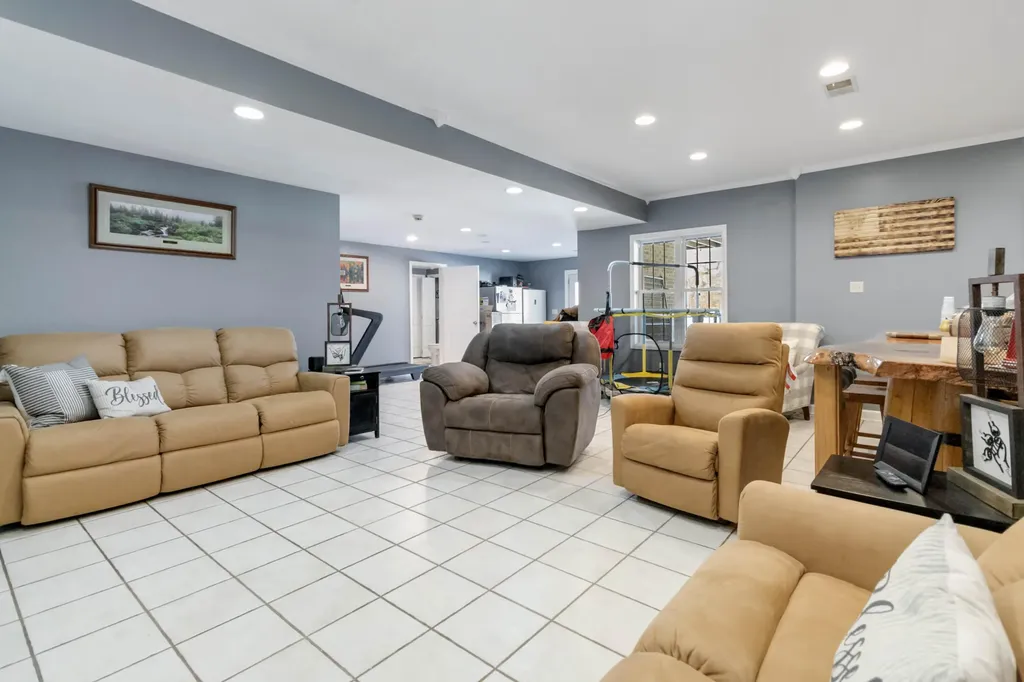 196 Club Valley Estates Road London KY 40741