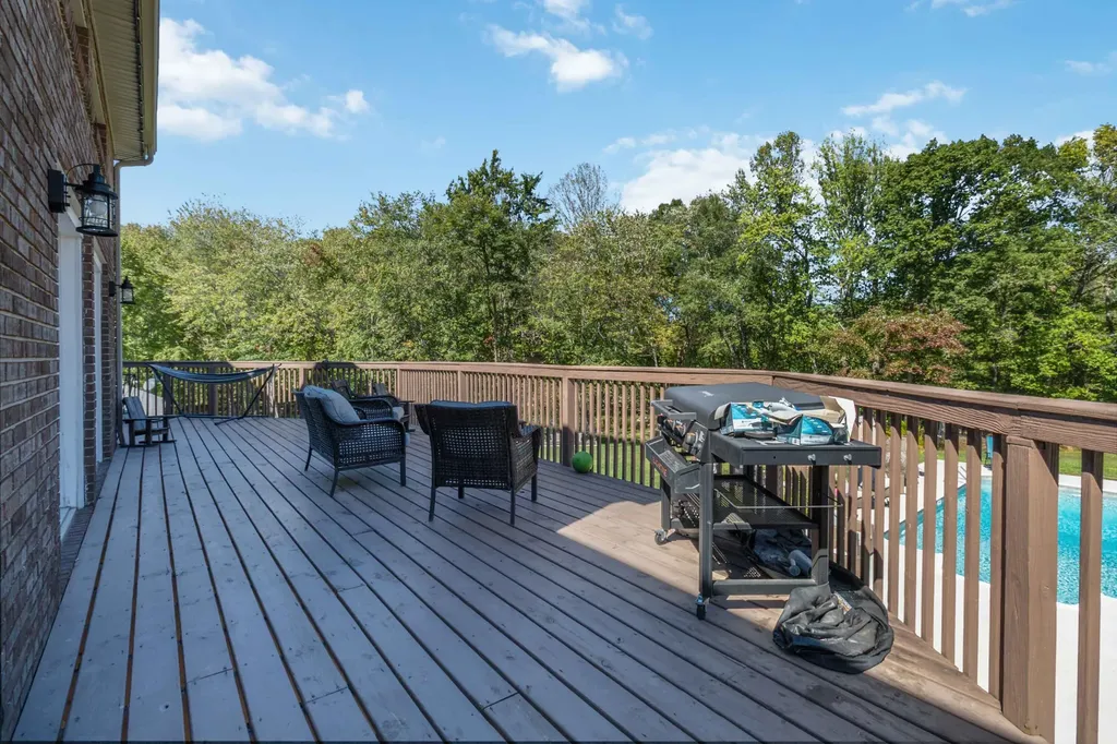 196 Club Valley Estates Road London KY 40741