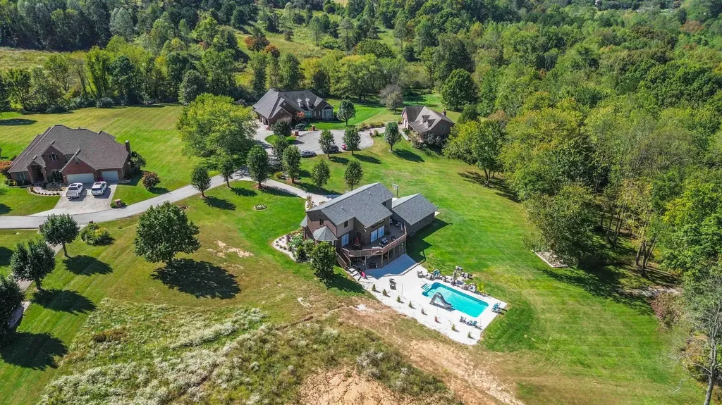 196 Club Valley Estates Road London KY 40741