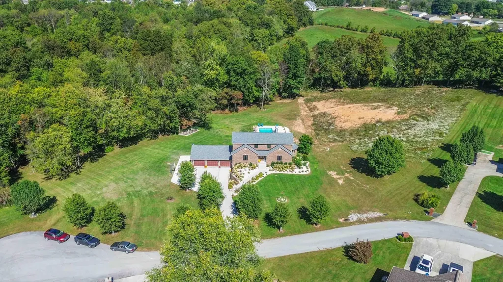 196 Club Valley Estates Road London KY 40741