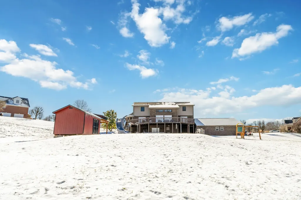 196 Club Valley Estates Road London KY 40741