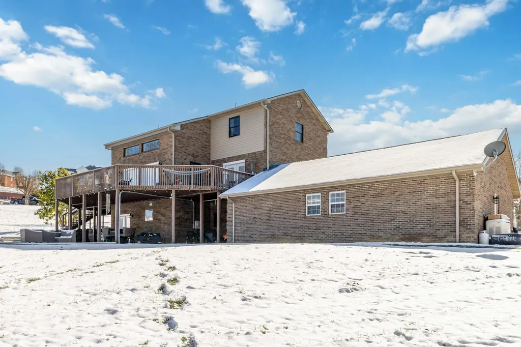 196 Club Valley Estates Road London KY 40741