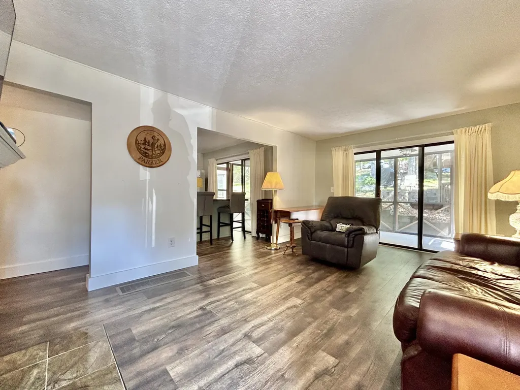 43-4 Woodson Bend Resort Bronston KY 42518