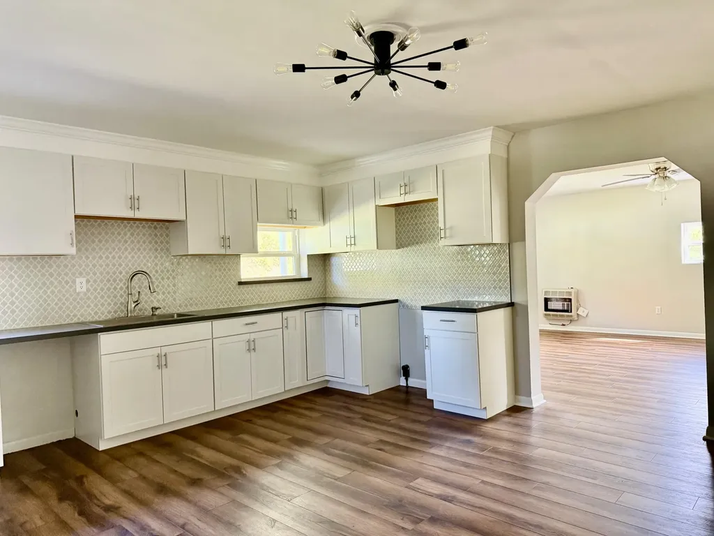 233 River Road Beattyville KY 41311