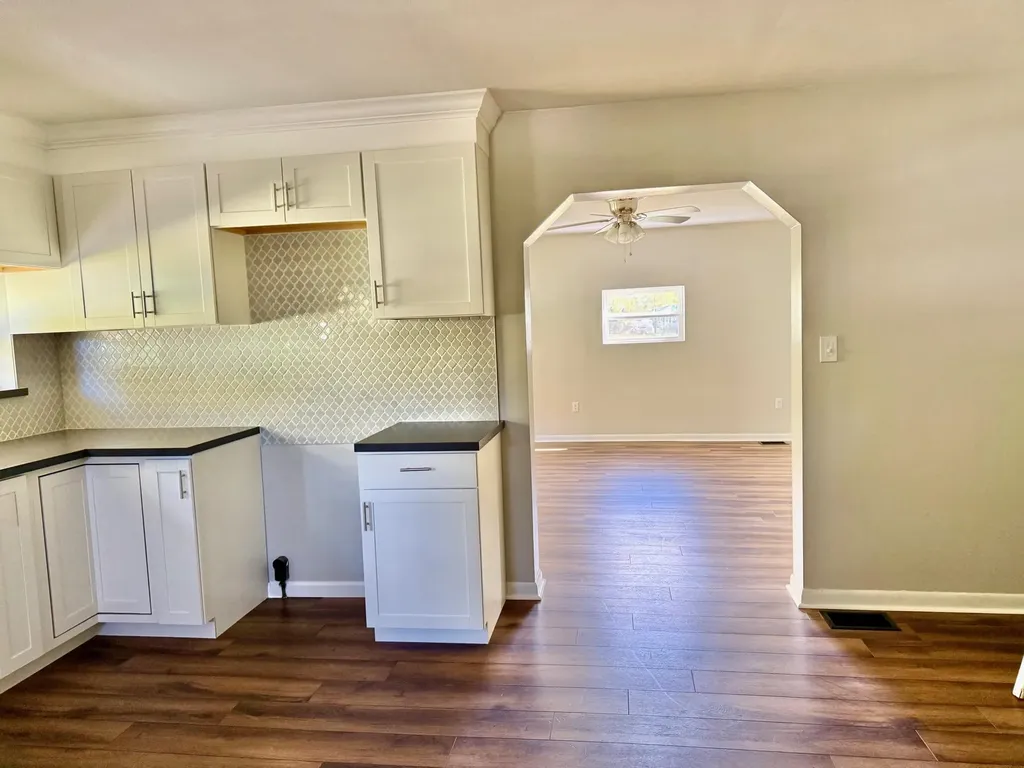 233 River Road Beattyville KY 41311