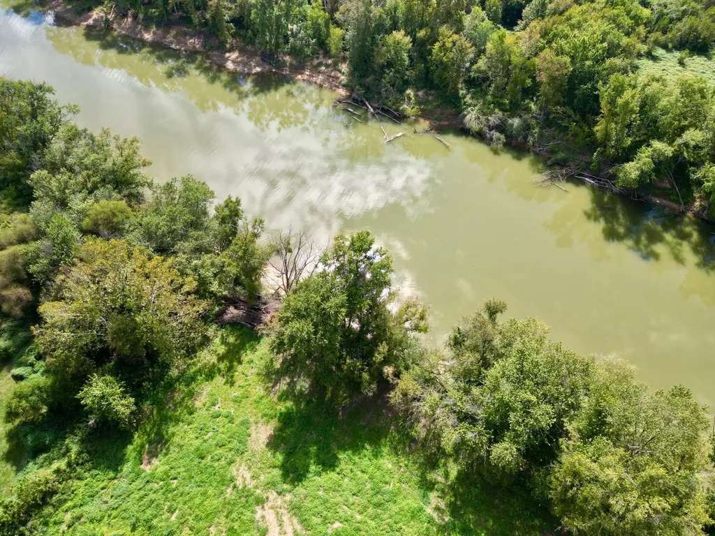 233 River Road Beattyville KY 41311