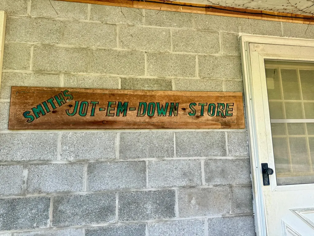 233 River Road Beattyville KY 41311