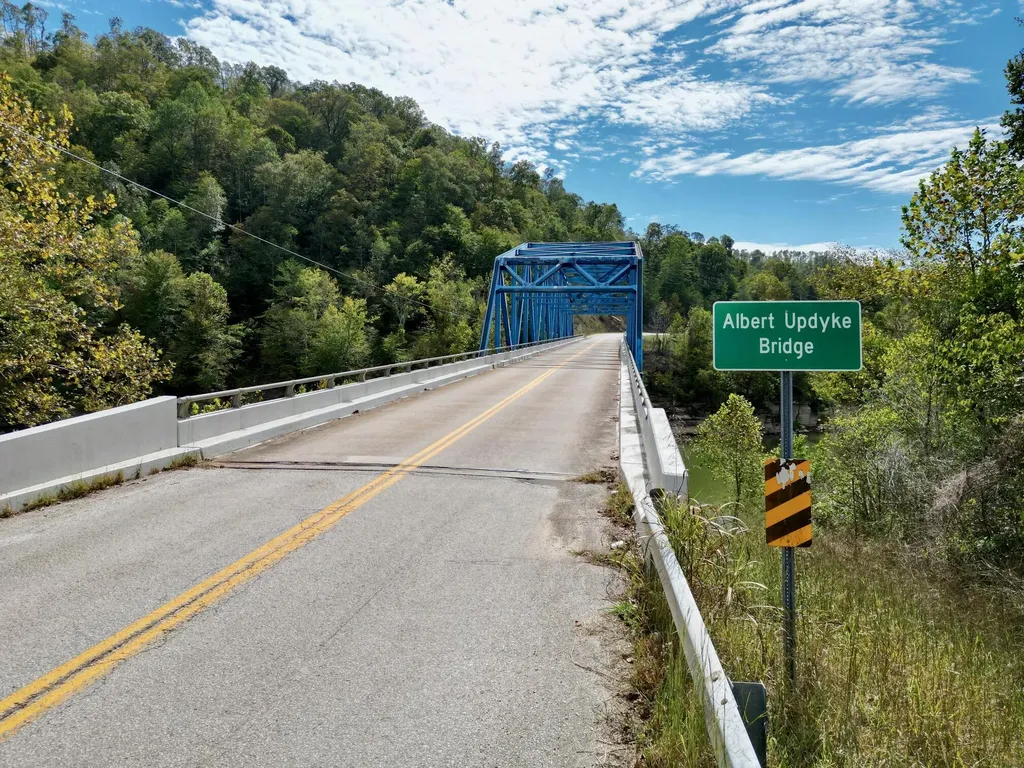233 River Road Beattyville KY 41311